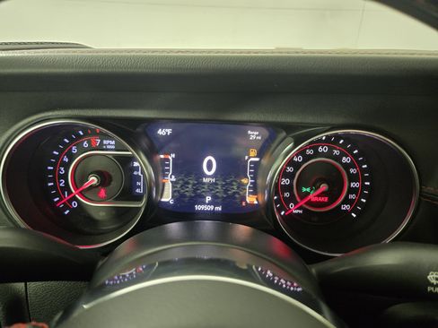 Used 2020 Jeep Gladiator Rubicon AWD/4WD image 18