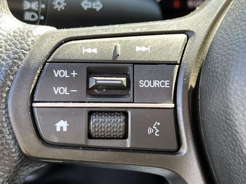 Certified 2023 Honda HR-V LX image 18