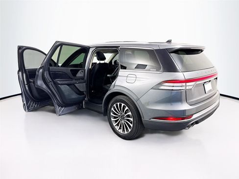 Used 2023 Lincoln Aviator Reserve AWD/4WD image 44