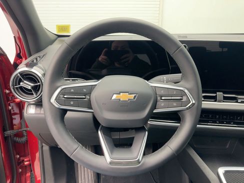 New 2026 Chevrolet Equinox LT image 17