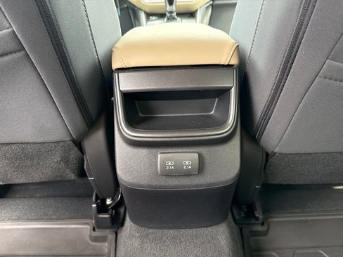 Used 2020 Subaru Outback Premium AWD/4WD image 16