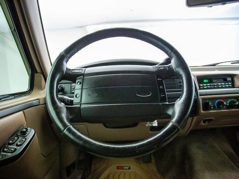 Used 1996 Ford Bronco XLT image 44