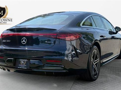 Used 2023 Mercedes-Benz EQS 580 4MATIC Sedan image 5