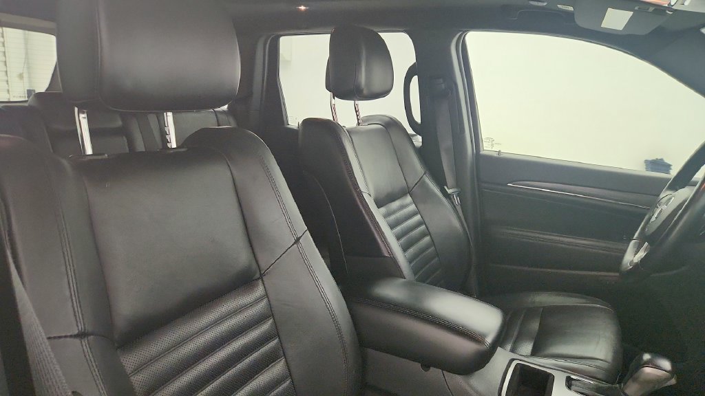 Used 2020 Jeep Grand Cherokee Limited X RWD image 23