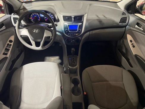 Used 2014 Hyundai Accent GLS FWD image 8