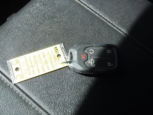 Used 2023 Chevrolet Silverado 2500 LTZ w/ LTZ Plus Package image 23