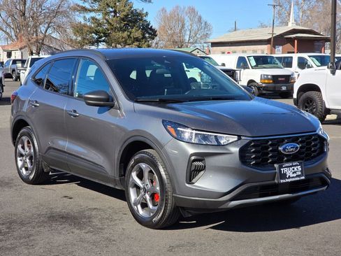 Used 2025 Ford Escape ST-Line image 7