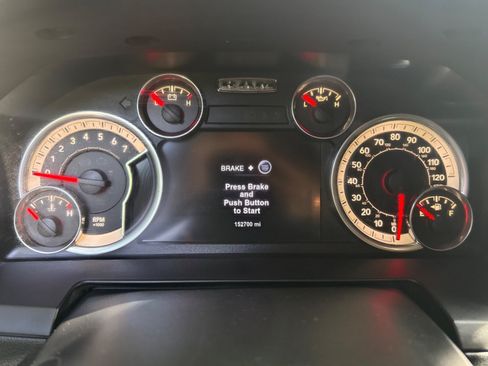 Used 2015 RAM 1500 Laramie w/ Convenience Group AWD/4WD image 27