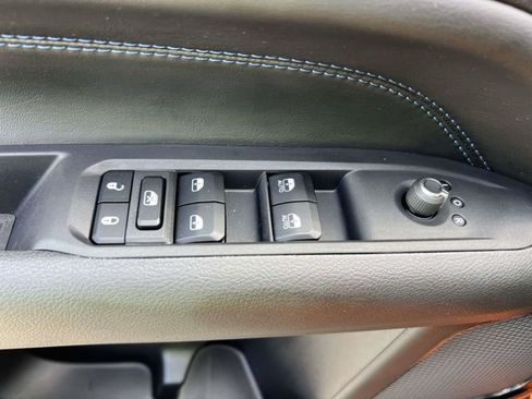 Used 2026 Jeep Compass Limited AWD/4WD image 17