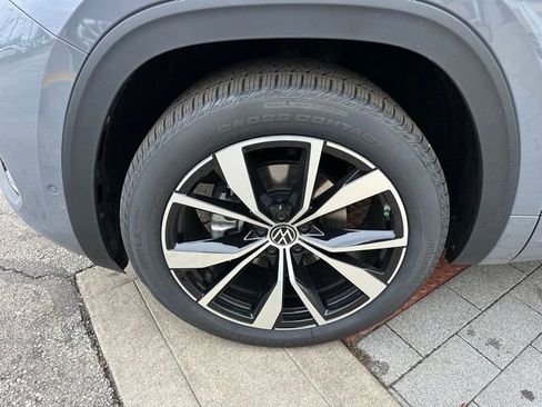 New 2026 Volkswagen Atlas SEL Premium R-Line AWD/4WD image 9