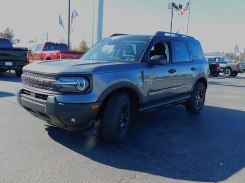 New 2025 Ford Bronco Sport Big Bend w/ Convenience Package AWD/4WD image 4