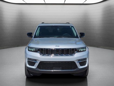 Used 2024 Jeep Grand Cherokee Limited 4xe image 2