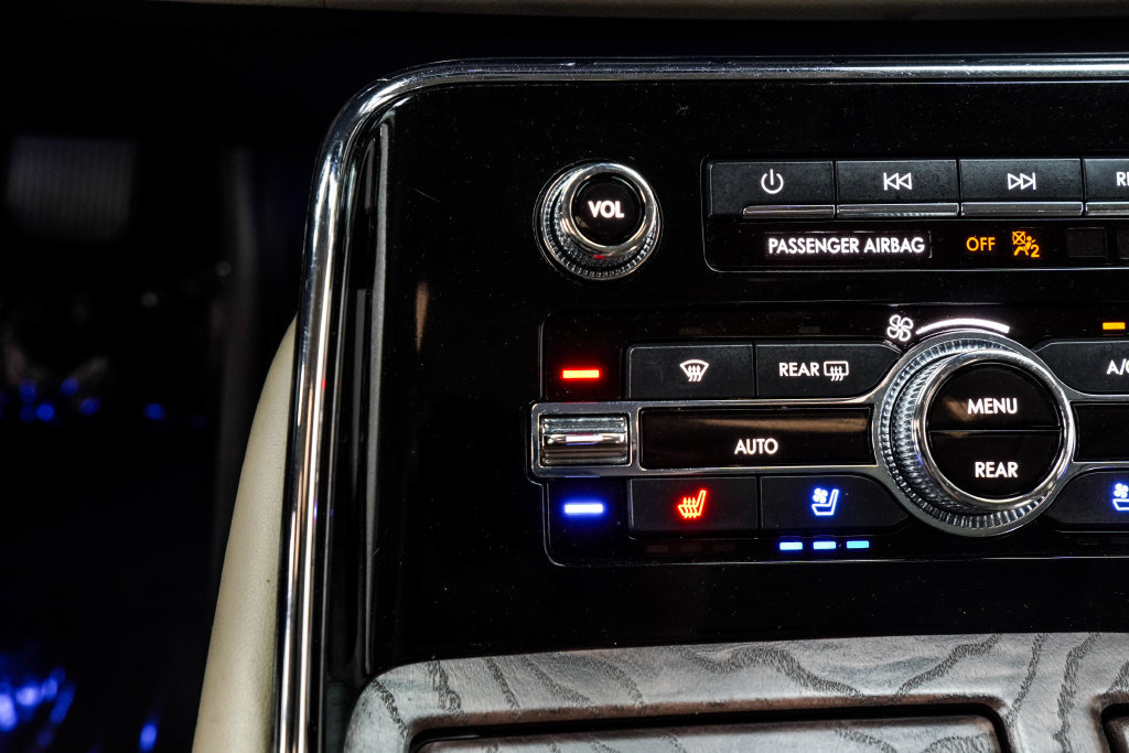 Used 2022 Lincoln Navigator Reserve AWD/4WD image 31