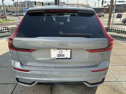 New 2026 Volvo XC60 B5 Ultra w/ Climate Package AWD/4WD image 9