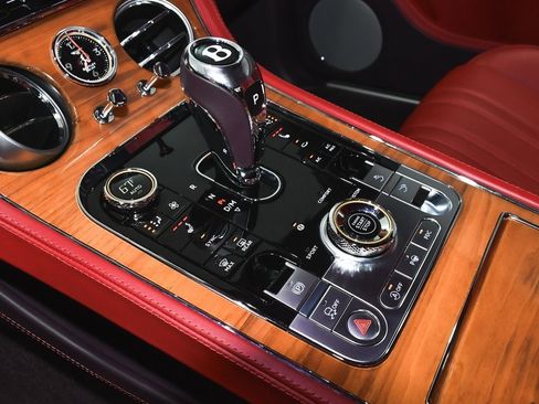 Used 2021 Bentley Continental GT image 44