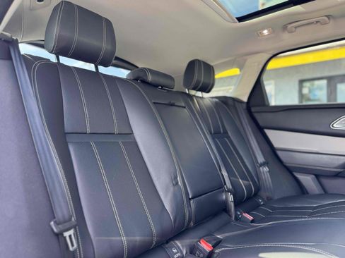 Used 2018 Land Rover Range Rover Velar S image 18