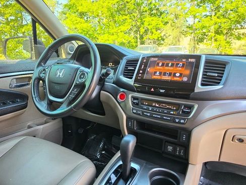Used 2018 Honda Pilot EX-L image 13