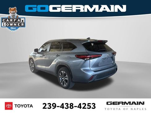 Used 2023 Toyota Highlander XLE FWD image 5