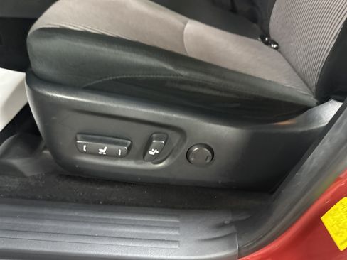 Used 2024 Toyota 4Runner SR5 AWD/4WD image 14