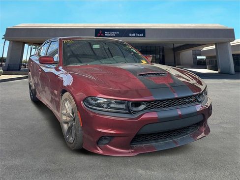Used 2020 Dodge Charger Scat Pack w/ Driver Convenience Group image 2