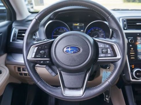 Used 2018 Subaru Outback 2.5i Premium AWD/4WD image 12