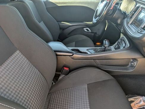 Used 2022 Dodge Challenger GT image 20