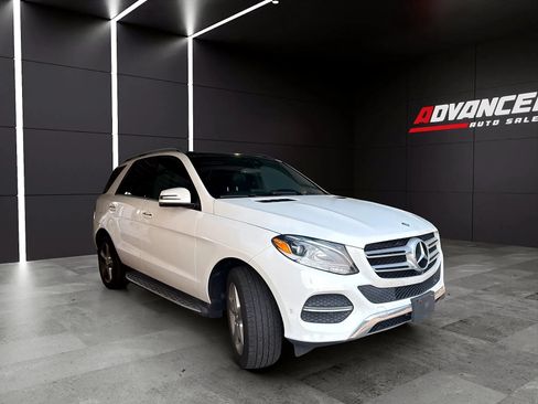 Used 2017 Mercedes-Benz GLE 350 4MATIC image 2