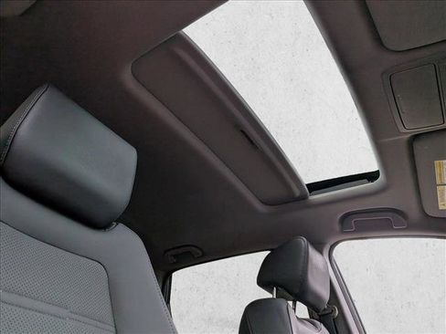 Used 2020 Honda CR-V Touring image 20