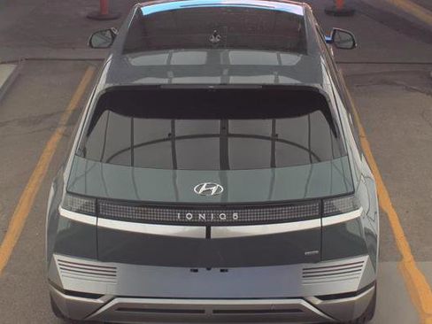 Used 2024 Hyundai Ioniq 5 Limited image 6