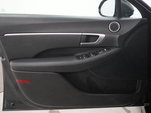 Used 2025 Hyundai Sonata SEL FWD image 19