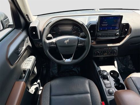 Used 2023 Ford Bronco Sport Outer Banks w/ Tech Package image 22