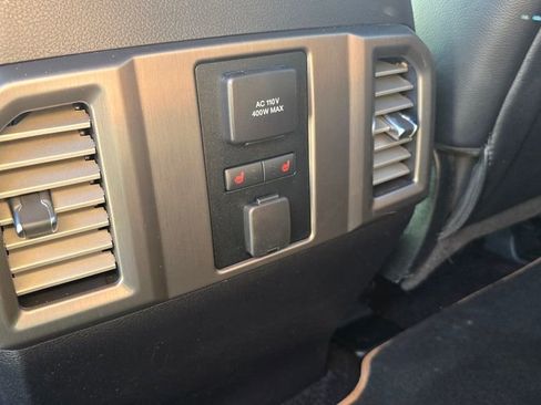 Used 2016 Ford F150 Limited w/ Trailer Tow Package image 15