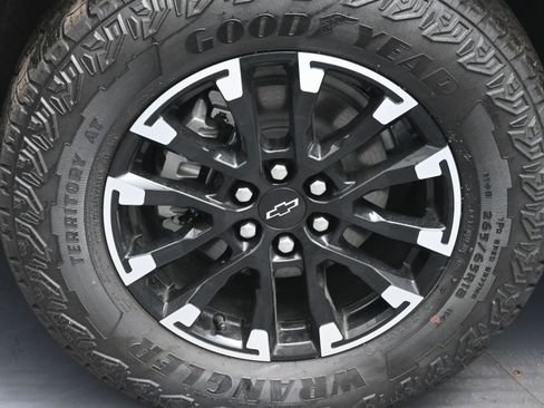 New 2026 Chevrolet Traverse Z71 w/ Driver Confidence Package image 17