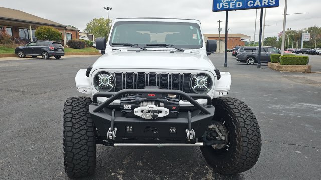 Used 2025 Jeep Wrangler Sport AWD/4WD image 36