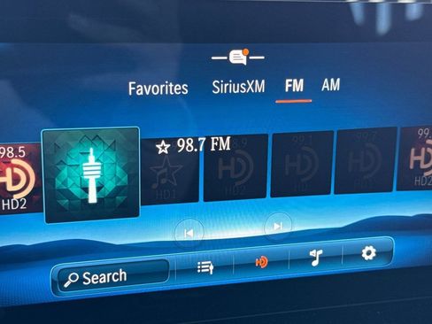 New 2025 Mercedes-Benz GLA 35 AMG AMG GLA 35 image 26