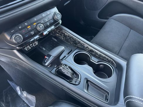 Used 2025 Dodge Durango SRT Hellcat image 30