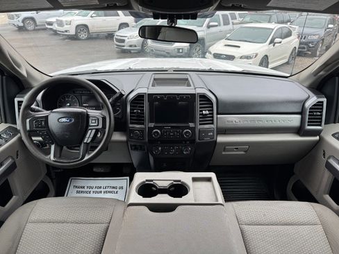 Used 2020 Ford F350 XLT w/ Camper Package image 20