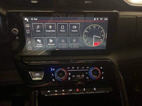 Used 2024 GMC Sierra 1500 AT4 w/ Technology Package AWD/4WD image 22