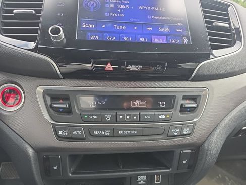 Used 2023 Honda Ridgeline RTL-E image 18