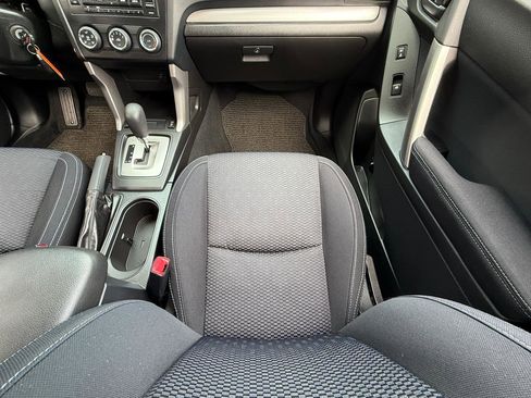 Used 2015 Subaru Forester 2.5i Premium w/ All-Weather Package image 30