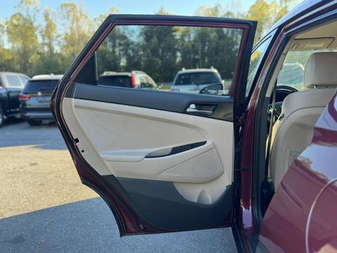 Used 2016 Hyundai Tucson SE w/ Option Group 02 image 11