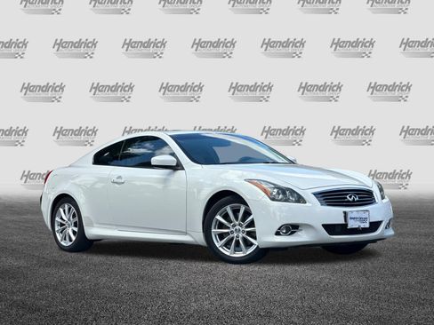 Used 2012 INFINITI G37 Journey w/ Premium Pkg RWD image 2