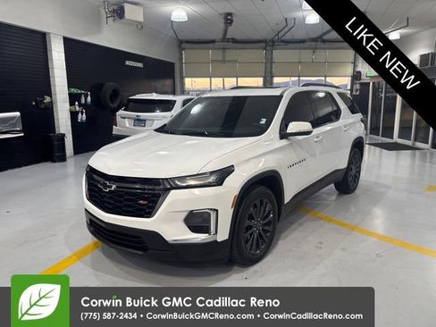 Used 2023 Chevrolet Traverse RS AWD/4WD image 1