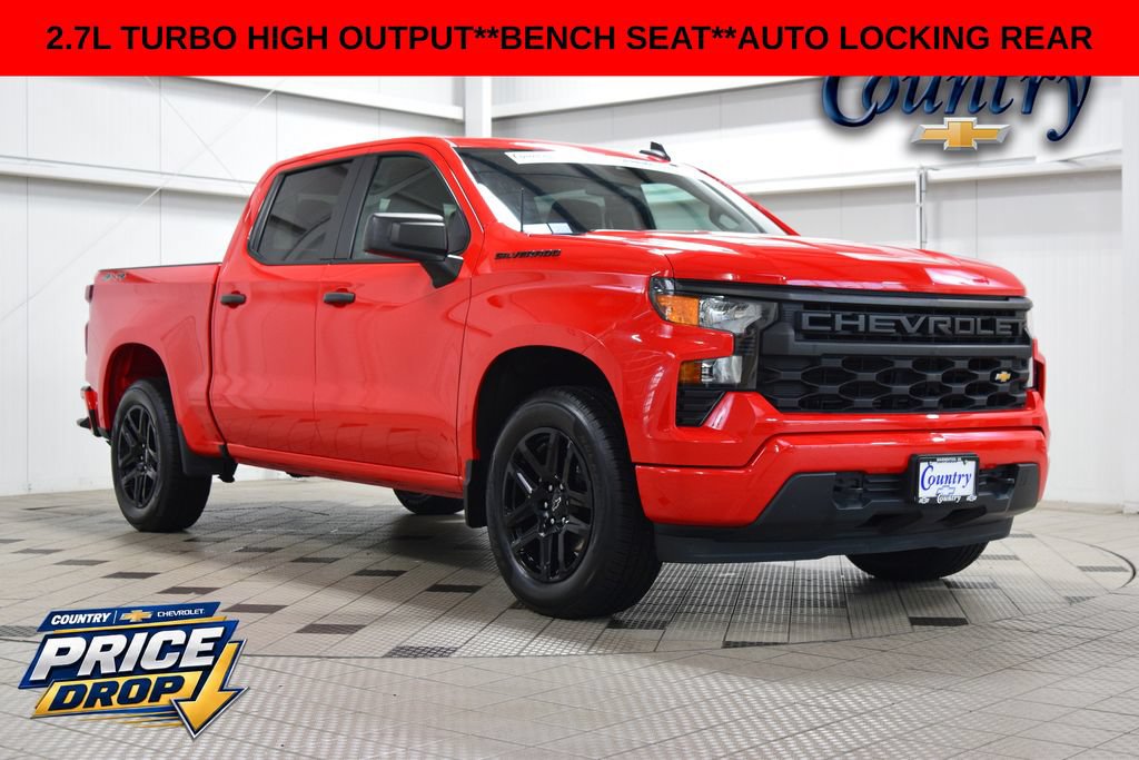 Used 2023 Chevrolet Silverado 1500 Custom AWD/4WD image 1