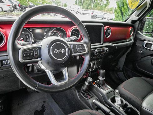 Used 2022 Jeep Wrangler Rubicon AWD/4WD image 28