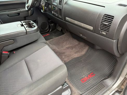 Used 2014 GMC Sierra 2500 SLE w/ Texas Edition image 29