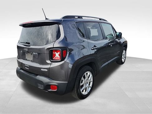 Used 2020 Jeep Renegade Latitude w/ Popular Equipment Group image 12