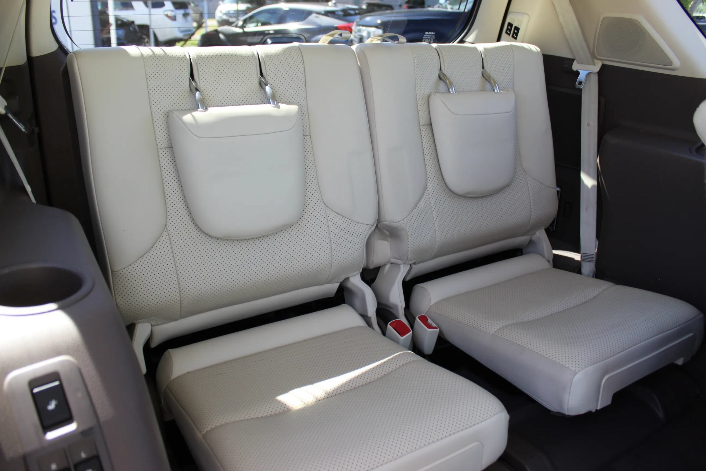 Used 2017 Lexus GX 460 Luxury w/ Preferred Accessory Package AWD/4WD image 28