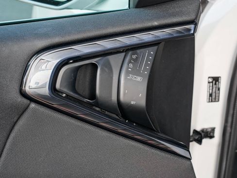 Used 2025 BMW X3 xDrive30i w/ Premium Package image 9