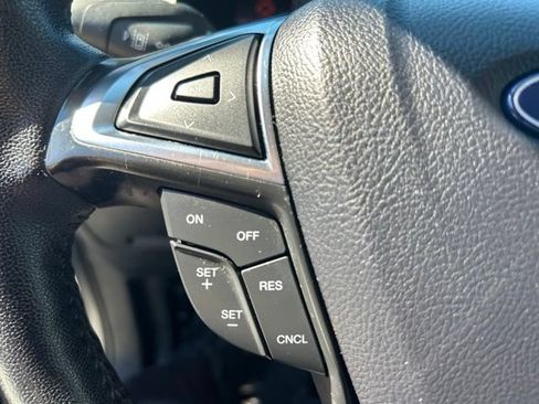 Used 2024 Ford Edge SEL AWD/4WD image 24